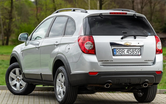 Chevrolet Captiva cena 24900 przebieg: 212206, rok produkcji 2010 z Mońki małe 781